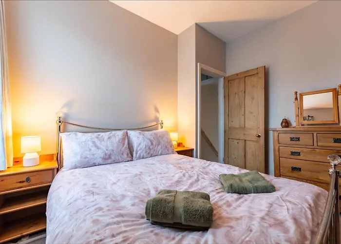 Harrison House - Heworth In *